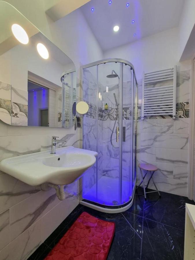 Piazza Colombo-Apartments Sanremo Eksteriør bilde